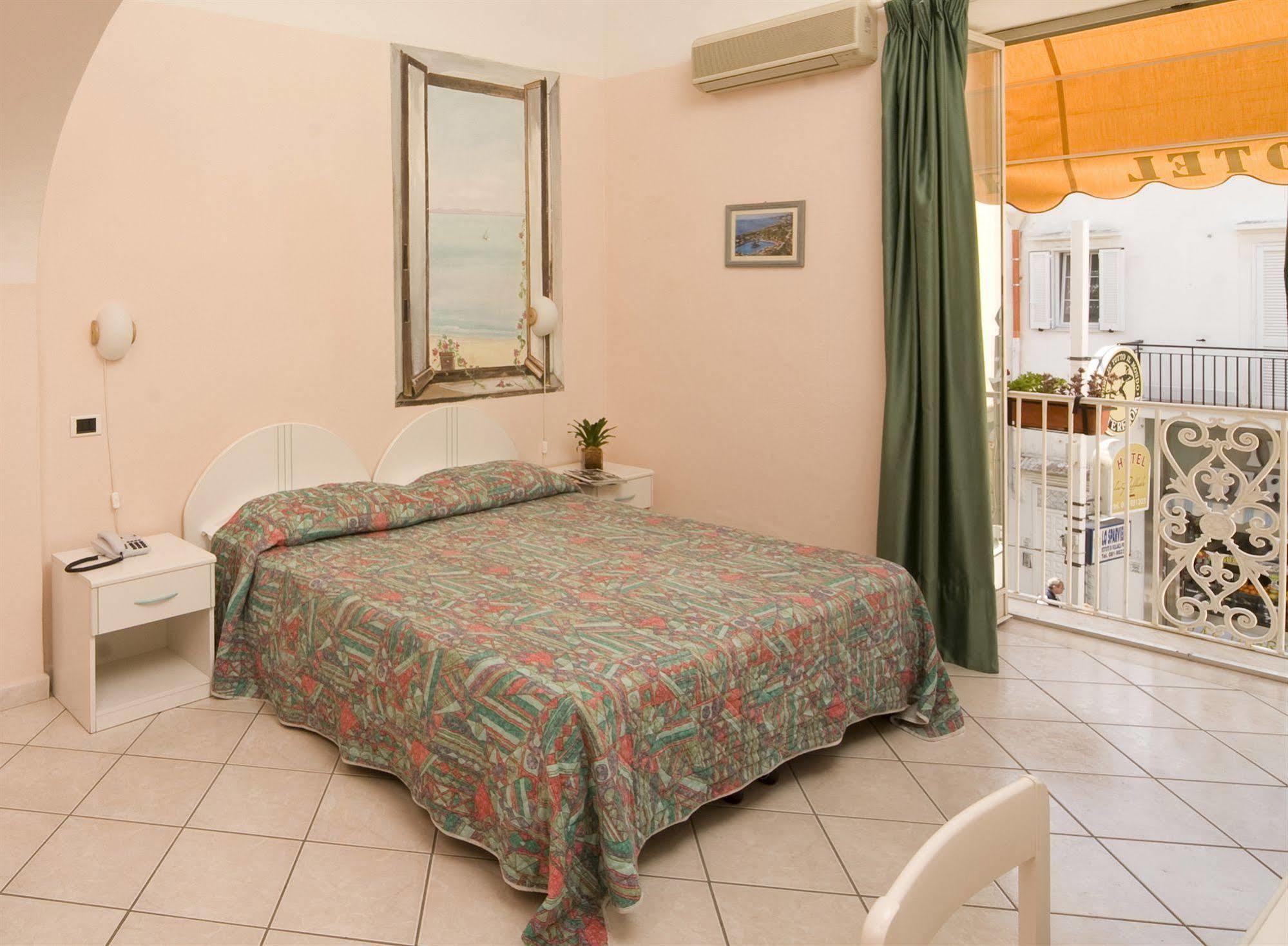 Hotel Da Raffaele 이스키아 외부 사진
